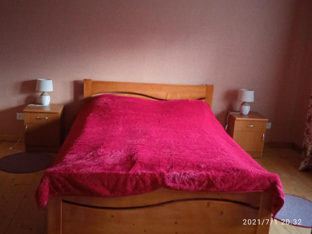 У Марка Volosyanka  Esterno foto