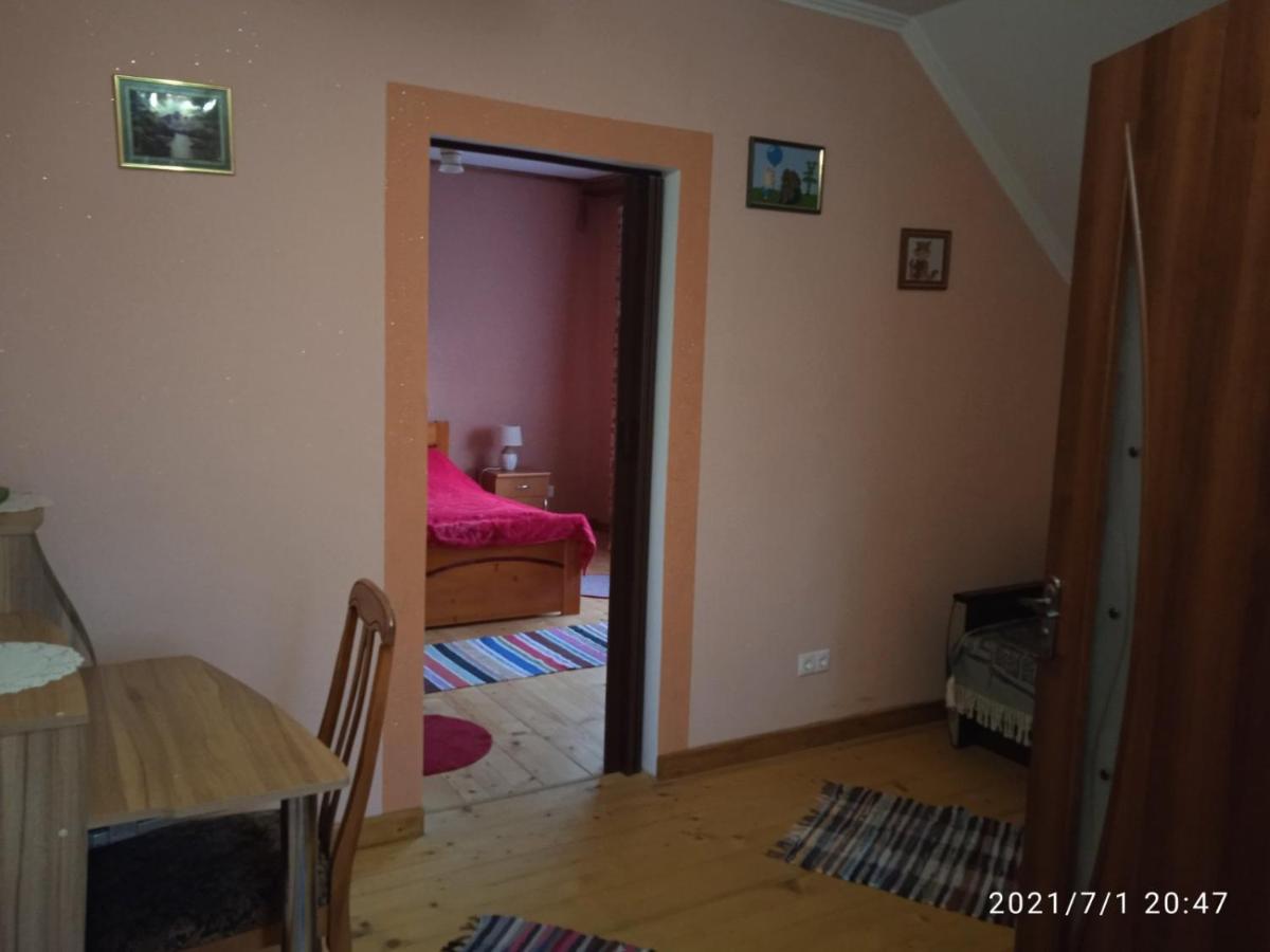 У Марка Volosyanka  Esterno foto