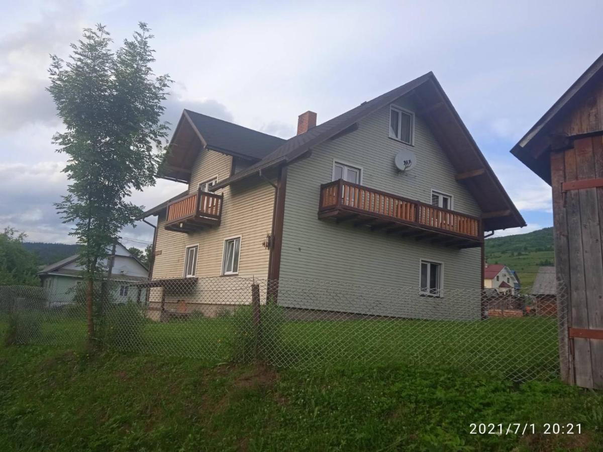 У Марка Volosyanka  Esterno foto