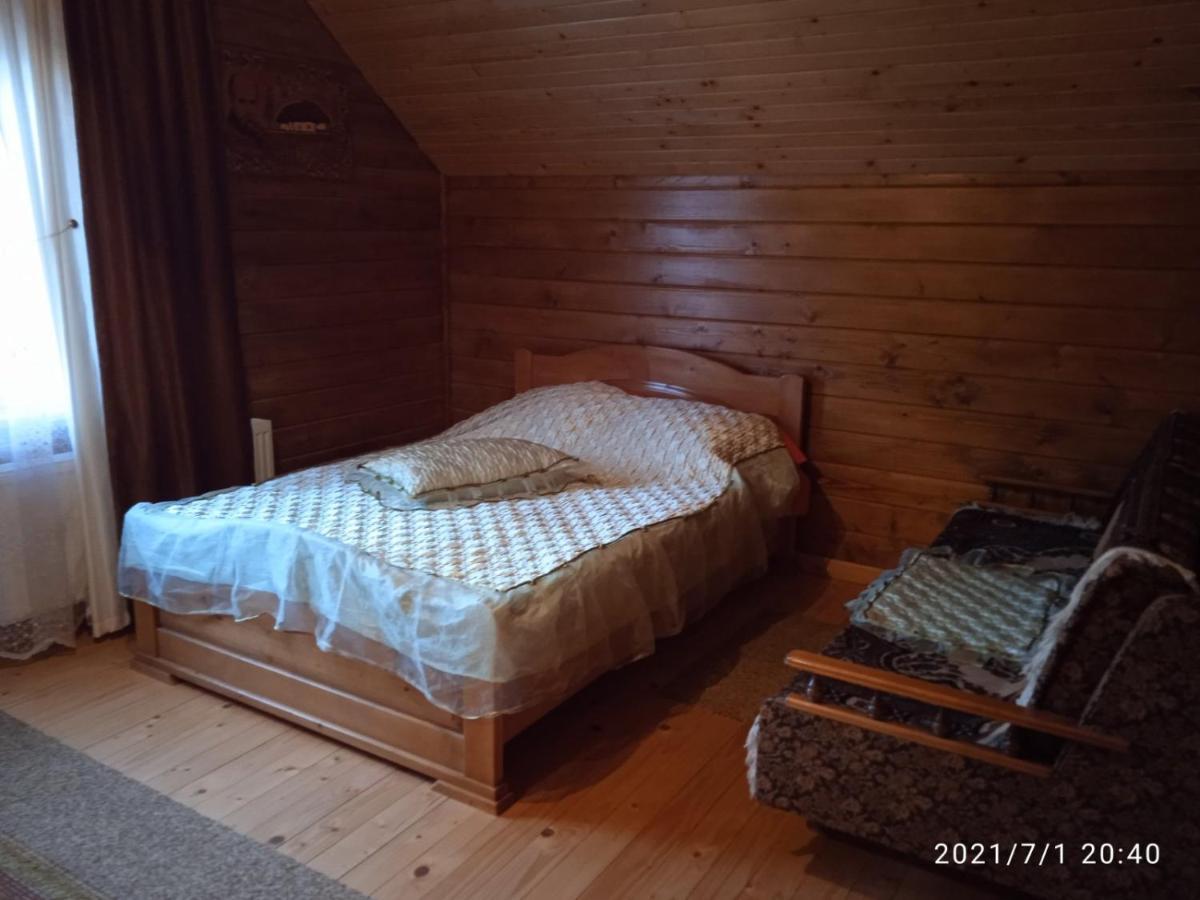У Марка Volosyanka  Esterno foto